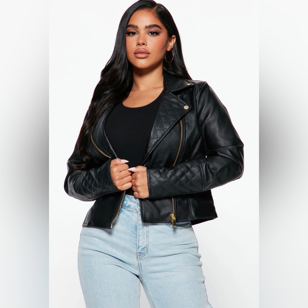 BLACK LEATHER MOTO JACKET
